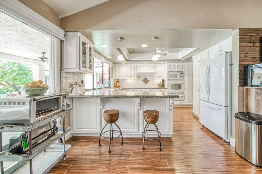 5 Things Realtors Notice Immediately When Walking Into a Home